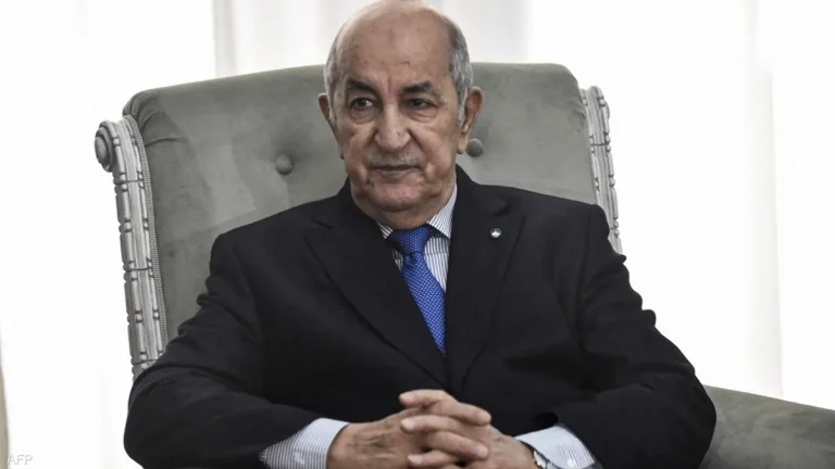 الرئيس الجزائري يُقيل وزير الاتصال..ما علاقته بقرار طرد السفير الإماراتي؟؟